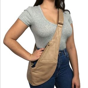 BNWOT Sash Bag Purse in Tan Classic Leather